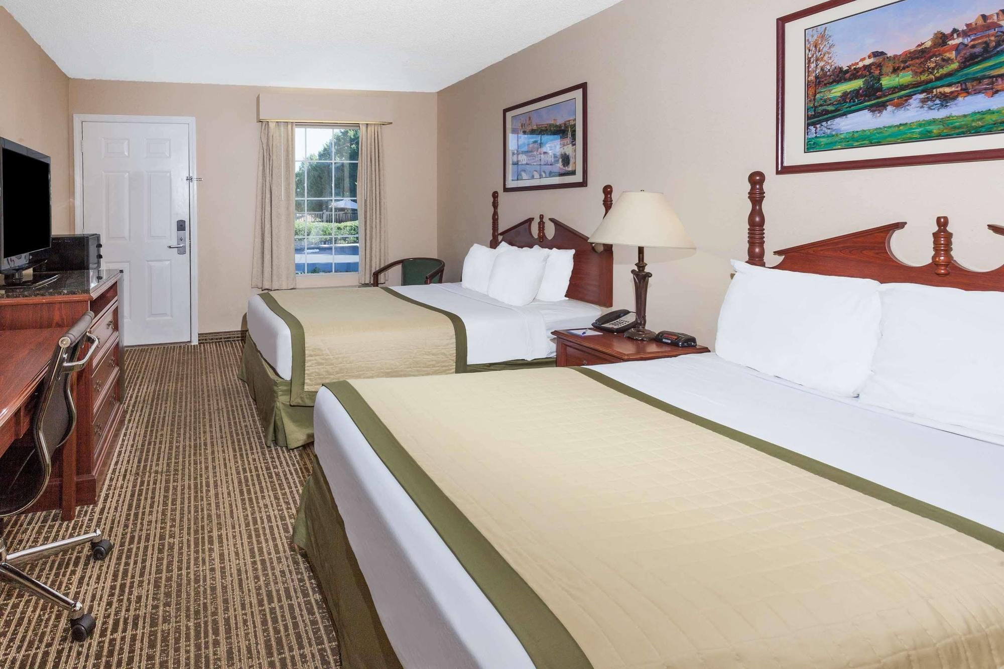 Red Roof Inn & Suites Calhoun Extérieur photo